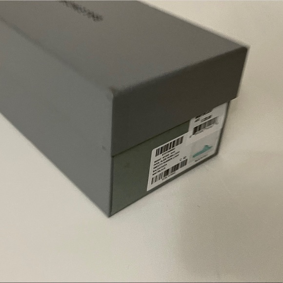 BALENCIAGA LOGO WOMEN POOL SLIDE MINT 42EU/12US - Picture 3 of 9